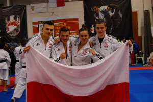 Obrazek wyróżniający Medalowe sukcesy Michała i Bartosza Pyszniak na V Mistrzostwach świata w Karate Fudokan